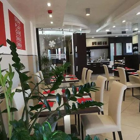 Kairos Garda 3* Castelnuovo del Garda