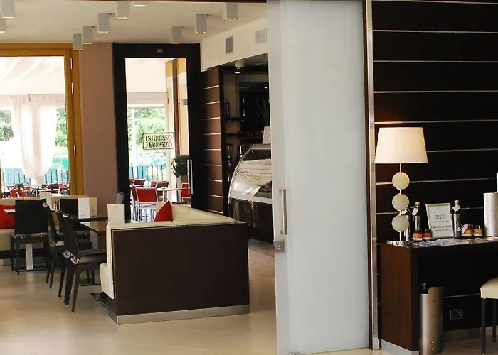 Kairos Garda Hotel