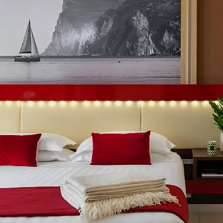 Hotel Kairos Garda