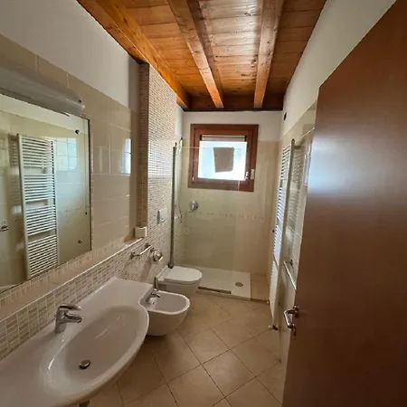 Kairos Garda מלון קסטלנואובו דל גארדה