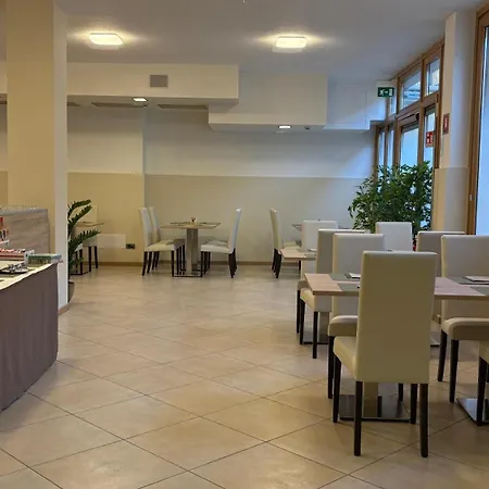 Hotel Kairos Garda Castelnuovo del Garda