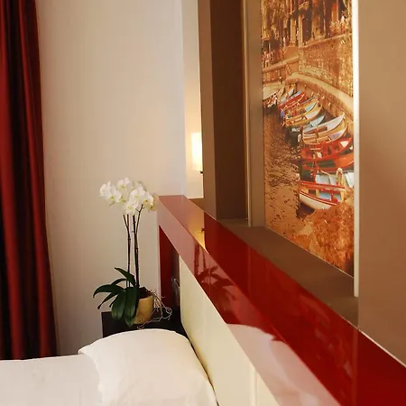 Kairos Garda קסטלנואובו דל גארדה