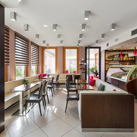 Kairos Garda Hotel Castelnuovo del Garda