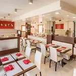 Kairos Garda Hotel