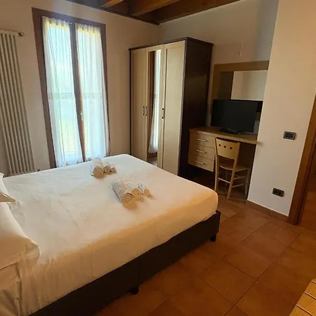 Kairos Garda Hotel 3*
